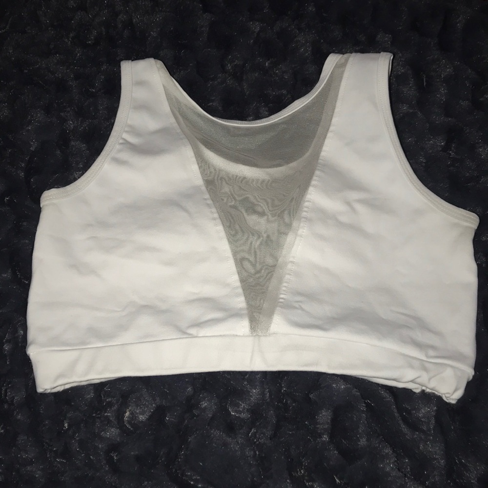 Sports bra size Medium J fitness sportswear